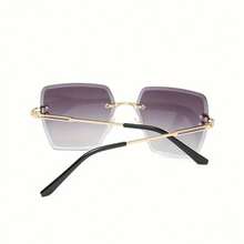 Y2K Retro Frameless Women's Glasses With Gradient Lenses - Oversized Polygonal Metal Frame, Lightweight Retro Glasses Suitable Casual Outfits, Fashion Accessories, Durable Construction, Unique Statement Piece, Women's Essential, High-Quality Design, Stylish Accessories - 漸層灰 - 查看 8