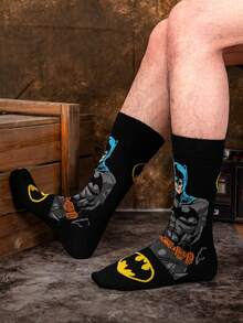 DC Comics 1双超人英雄超级卡通动画袜子，适合男士穿着，新颖、有趣、快乐和疯狂的袜子，适合圣诞节和万圣节，适合派对、秋季送礼 - 彩色 - 查看 5