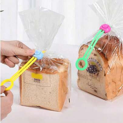 6Pcs Reusable Bag Ties, Colorful Food Sealing Clips, Adjustable Locking Bread Bag Cinch, Kitchen Gadgets For Snack Bags And Food Storage, Multipurpose Organizer, Perfect For Camping, Halloween Treat Bags, Christmas Stocking Stuffers.(Random Color)