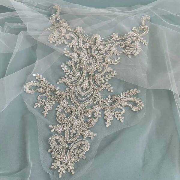 1 Piece Of Luxurious 3D Embroidered Lace Sewn On Rhinestones, Bead Glitter Flower Patch Decal, Used For Clothing And Wedding Dress Decal Decoration