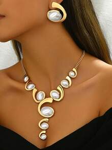 2 Stücke Schmuckset für Frauen - 1 Stück Y-förmige Halskette mit Farbverlauf ovaler Kunstperlen Schnecken Design, 1 Paar Schnecken Kunstperlen Ohrstecker, klassisch elegant vielseitig für den täglichen Gebrauch und Partys