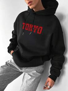 Men's Casual Fashionable Versatile Street Racer Element Slogan Print Kangaroo Pocket Drawstring Loose Hoodie, Autumn/Winter