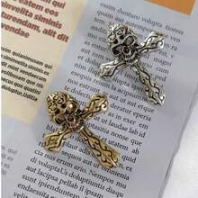 1 pezzo Spilla vintage a forma di teschio e croce, decorazione unica adatta per uomini e donne da indossare su costumi di Ognissanti, fermaglio per abiti, regalo divertente e carino per insegnanti