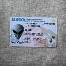 Alien UFO Operator License Prank Card-Real PVC Fancy Dress Party Party Props, Prank Gift For Halloween, Birthday Or Themed Event, Themed Event Accessories| Future Theme| Bright Colors, Space Party Decorations - 1個 - 查看 3