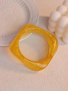 1pc Colorful Geometric Semi-Transparent Resin Bracelet, Fashionable & Versatile For Women