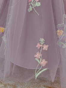 女婴泡泡袖刺绣薄纱可爱生日派对连衣裙，适合花童、婚礼等场合，面料和花纹可能有所不同，不含头饰。 - 淺灰紫 - 查看 9