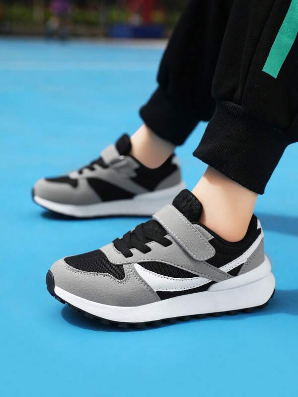 1 par de zapatos deportivos casuales para niños, de malla transpirable, versátiles, cómodos, de color contrastante, antideslizantes para la escuela