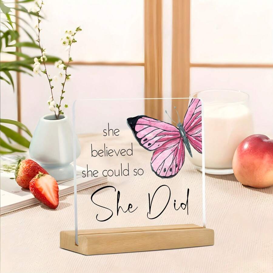 她相信她可以，所以她做到了'粉色蝴蝶亚克力牌匾 - 适合女性、毕业、晋升、新工作的激励礼物 - 现代办公室装饰、鼓舞人心的艺术品、充满活力的印刷品 - 彩色 - 查看 1