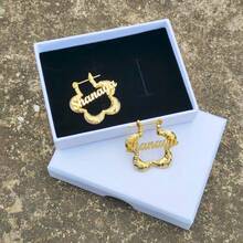 Personalisierte Namensohrringe, Edelstahl Blumen Creolen, modische einzigartige persönliche Ohrringe, Geschenk für beste Freundin/Geburtstag