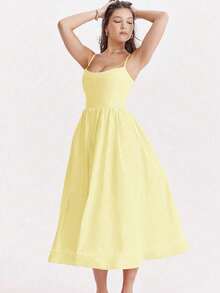 大码女式纯色性感U领褶皱腰身飘逸连衣裙