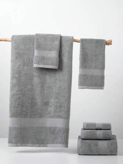 1pc Lightweight Gray Bath Towel, 70*140cm Rectangle For Adults Men Women Swimming Bathing Wrap, Or 34*74cm Hand Towel, 34*34cm Handkerchief, Quick Dry Absorbent Soft, Suitable For Bathroom, Kitchen, Travel, Holiday Gift, Gym, Beach, Hotel, Salon Shower Towels For Beaty Salon, Hotel Sports,Home Essentials, Towel, Skin Care Bath Towel Sheet