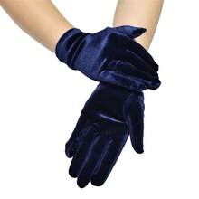 1pc Women Short Stretchy Velvet Gloves, Autumn/Winter Warm Plush Gloves, Retro Party & Casual Accessory