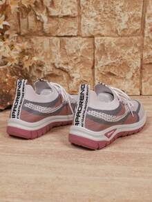 女士休闲轻便透气网眼运动鞋，舒适系带跑步鞋，带随机印花 - 粉色 - 查看 2