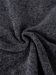 1件青少年男童纯色时尚休闲套头毛衣，通勤百搭，适合秋冬季穿着