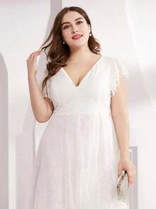 EVERPRETTY Plus Size Romantic Lace V-Neck Backless Ruffle Sleeve White Formal Dress, Bridal Wedding Gown For Spring/Summer Wedding Ceremony Party - White - View 3