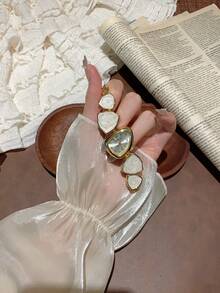 1pc Women's Gold-Tone Alloy Asymmetric Bracelet Watch, Fashion Arabic Numeral Dial, Quartz Movement, Adjustable Strap, Suitable For Daily Wear And Holiday Gifts - White - View 6