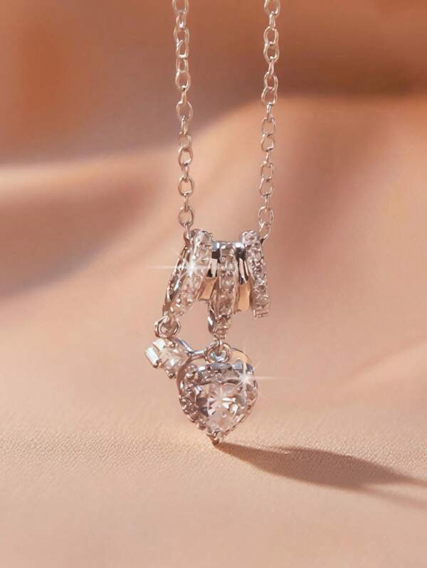 1 Stück Schlüsselbein-Kette mit Zirkonia-Besatz, elegante Herz-Anhänger Halskette, raffiniert & vielseitig, ideal für den täglichen Gebrauch und als Valentinstags-Geschenk