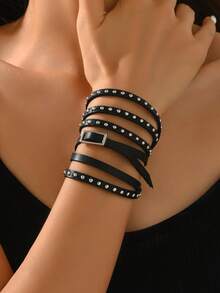 1 件女士朋克风格深色皮革包裹铆钉手链，适合日常佩戴和派对