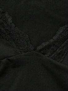 Black Lace Trim V-Neck Form-Fitting Slim Camisole Long Sleeve Top - Black - View 5