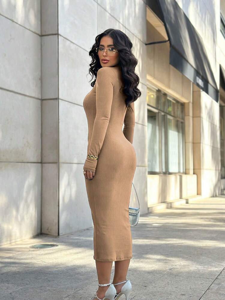 Premium Ribbed Long Dress With Open Shoulder And Long Sleeves - Màu be - Xem 4