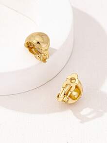 1 Pair Fashionable Casual Versatile Clip-On Earrings For Women, Seamless Gold