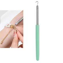 1 pezzo di Bracciale in acciaio inossidabile, senza odore e senza batteria - Semplice gancio per indossare gioielli e collane, accessorio di moda in metallo, semplice strumento per la cura della bellezza e lo styling (regolabile in lunghezza), trucco, economico, decorazione per la stanza, vanità, viaggio, camera da letto, accessori per il trucco, economico, riempimento calze, trucco, strumenti per il trucco, roba economica, regali, regali per le donne, regali di Natale