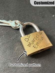 个性化挂锁 - 定制雕刻姓名和日期，重型金属锁，金色饰面，浪漫周年纪念日或情人节礼物，适合情侣、婚礼、情人节 - 个性化纪念品，适合他/她 - 无需电池，感伤礼物，经典设计，优质饰面，情侣礼物 - 彩色 - 查看 2