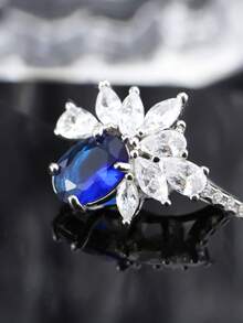 1pc S925 Silver Women's Elegant Ring With Lab-Grown Blue Sapphire Center Decoration, Delicate Floral Design And Sparkling Side Stones, Suitable For Wedding, Anniversary
