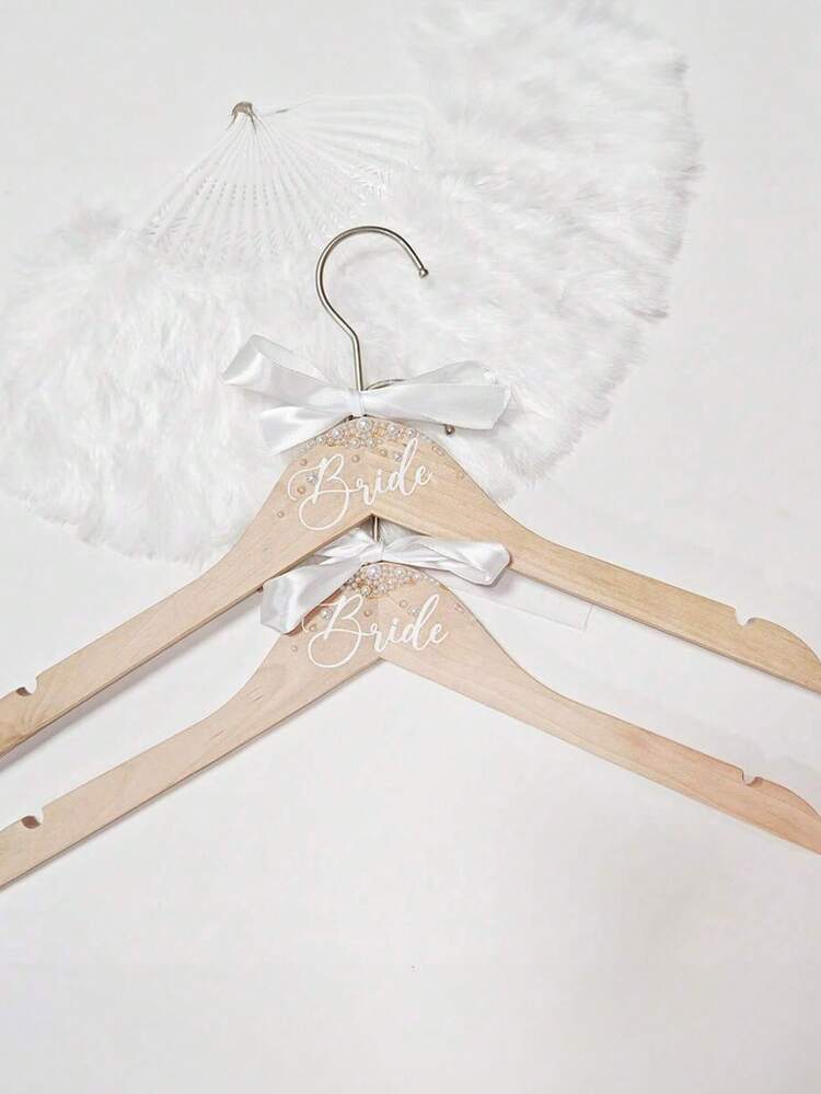 1pc Bride Printed Pearl Hanger, Wooden Wedding Decor, Bridal Party Accessory, Wedding Room Decor, Bride-To-Be & Bridesmaid Gift, Artificial Wood, No Power Required - Multicolor - View 3