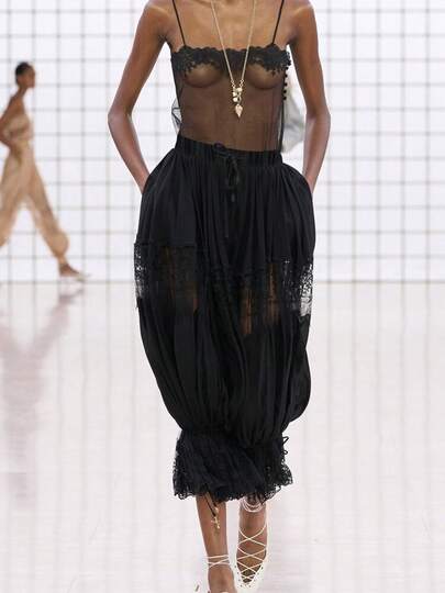 Women's Long Lace Bloomers Casual Loose Fit Stylish Solid Lace Floral Drawstring Mid Rise Crop Pants