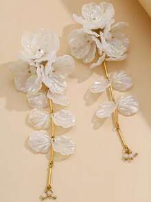 1 paire de boucles d'oreilles élégantes 3D de fleurs blanches, bijoux de luxe délicats avec de longs pompons en pétales, boucles d'oreilles pour fête, cadeaux d'amitié - boucle d'oreille - Voir 3