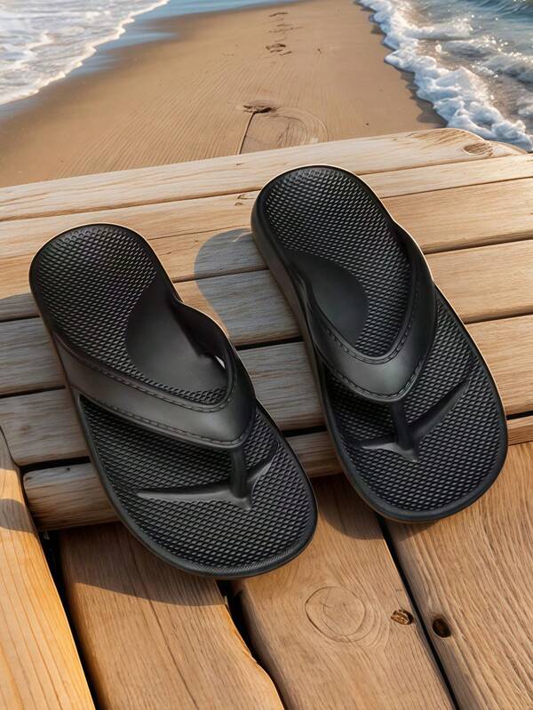 Tongs élégantes pour homme – Design minimaliste et décontracté, matière EVA, douces et confortables, légères et résistantes Antidérapantes, silencieuses, anti-odeurs, séchage rapide et nettoyage facile pour la salle de bain, la marche en extérieur et la plage Style unisexe