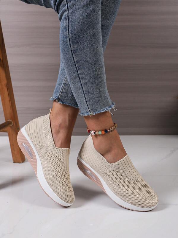 1 par de sapatos casuais confortáveis e macios de cor sólida, sem cadarço, para campus, esportes e atividades ao ar livre