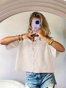 女士V领短袖开衫，前襟纽扣装饰，简约时尚休闲风格，适合日常通勤，可爱毛衣 - 白色 - 查看 2