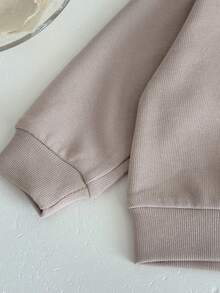 2 Stücke/Set Baby Jungen Lässig Pullover mit bestickten Buchstaben Rundhalsausschnitt Langarm und gestreifte Hose Set, Frühling/Herbst