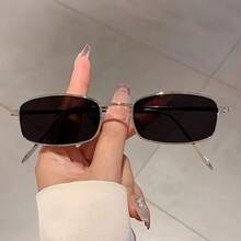 1 Pair Women's Square Small Frame Glasses Fashion Gold Frame Design Multicolor Glasses Retro Simple Style High-End Red Glasses - Vàng trong suốt - Xem 7