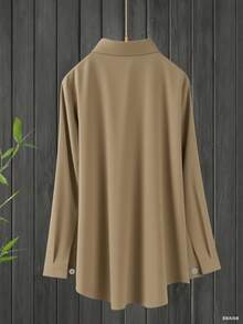 Camisa casual para mujer talla grande, hecha de tela suave y cómoda con un ligero estiramiento, corte holgado, adecuada para usar en primavera/verano o como capa, también adecuada para uso diario, oficina, trabajo y vacaciones - Caqui - Ver 3