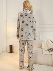 2 件套女士天鹅绒睡衣套装，全新秋冬设计，前开翻领，星星图案家居服，秋季服装 - 杏色 - 查看 2