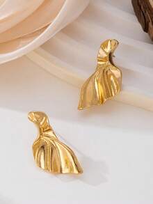 1 Pair Delicate Textured Gold-Tone Leaf Shaped Stud Earrings, Suitable For Women's Dates/Daily Wear - Yellow Gold - View 2
