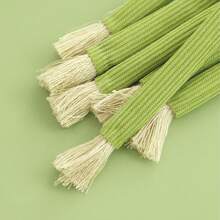 1pc Realistic Celery & Silvervine Cat Toy With Bell, Durable Chew Toy For Pets