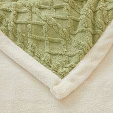 2-Ply Taffeta Sherpa Reversible Blanket, Warm Blanket Suitable For Sofa, Bedroom, Living Room, Multi-Purpose - Olive Green - View 8