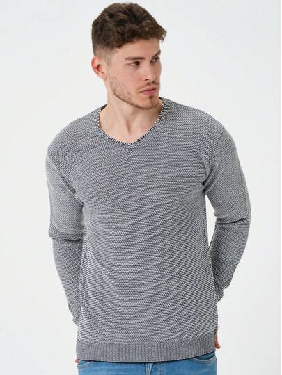 Men's V-Neck Jacquard Sweater Regular Fit