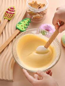 1pc Christmas Element Cream Scraper Santa Claus Cartoon Silicone Scraper Cake Spatula Baking Small Tool - Multicolor - View 9