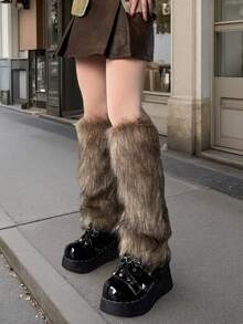 1 chiếc tất giữ ấm chân bằng lông nhân tạo màu nâu trơn mịn, phù hợp với mọi mùa, phong cách Y2K giữ ấm cho mùa đông và mùa thu - màu nâu - Xem 11