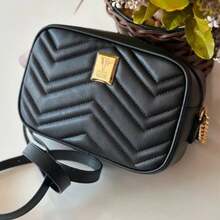 Vizzano Women's Crossbody Bag With Elegant Quilted Gold Chain - 黑色 - 查看 1