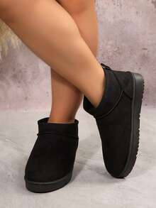 Fall/Winter 2025 New Women's Wool Slippers, Sheepskin Fur Lined Thick Sole Snow Boots, Closed Toe Slip-On Slides, Anti-Slip Outdoor Wear Slippers - Black - View 4