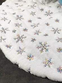 1pc Christmas Home Decor Christmas Tree Skirt, Sequin Snowflake White Faux Fur Snowflake Tree Skirt, Soft Cozy Christmas Decoration Pure White Plush Tree Skirt, Versatile Christmas Tree Skirt Accessory