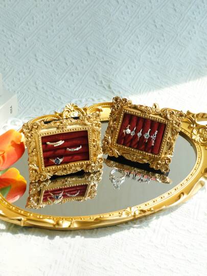 1pc Gold Vintage Embossed Ring Jewelry Tray, Elegant French Retro High-End Jewelry Earring Ring Display Stand, Suitable For Wedding, Birthday Party, Photo Props For Women Storage Organizer Travel Holiday Essential Fall Decor Autumn Halloween