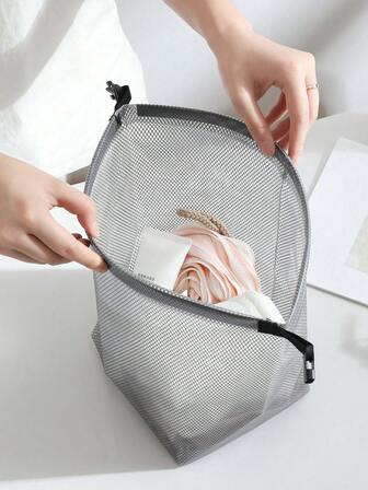 1PC EVA Swimsuit Wet Bag, Waterproof Fitness Bag With Handle Zippered, Large Capacity Multipurpose Storage Bag, Cosmetics Storage Bag, Wet Clothes Bag, Tote Bag, Wet & Dry Separation, Anti-Fouling And Dustproof, For Carrying Fitness Clothing, Swimming Pool, Outdoor Travel, Beach Vacation Toiletries Bag Sport Bag For Sports For Fitness For Exercise Travel Bag For Vacation For Women For Men Travel Essential Durable Swimming Bag Waterproof Bag Beach Bag For Swimming For Beach