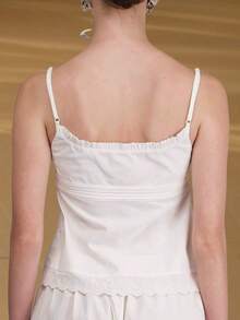 Womens Tops Y2k Crop Tops Stylish Lace Patchwork Hem Floral Embroidery Camisoles Vintage Solid Color Eyelets Spaghetti Strap Tank Tops Boat Neck Loose Fit Cami Tops Summer Casual Daily Vests Beach Vacation Clothes Streetwear Aesthetic Clothes - trắng - Xem 5